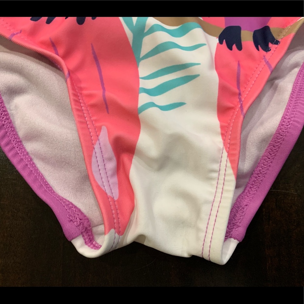 Girls Swimsuits/Bathing-suits - Picture 3 of 6